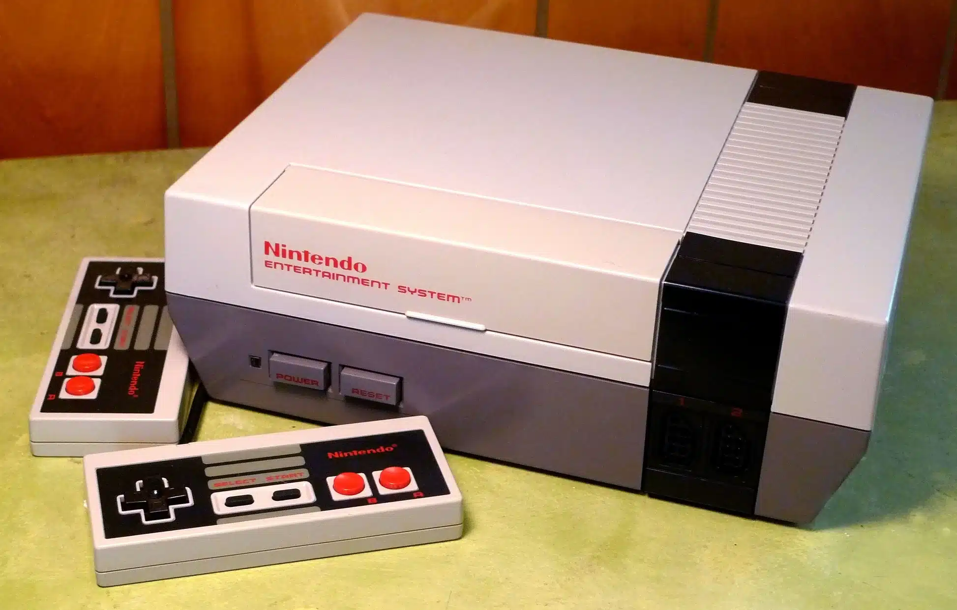 nes
