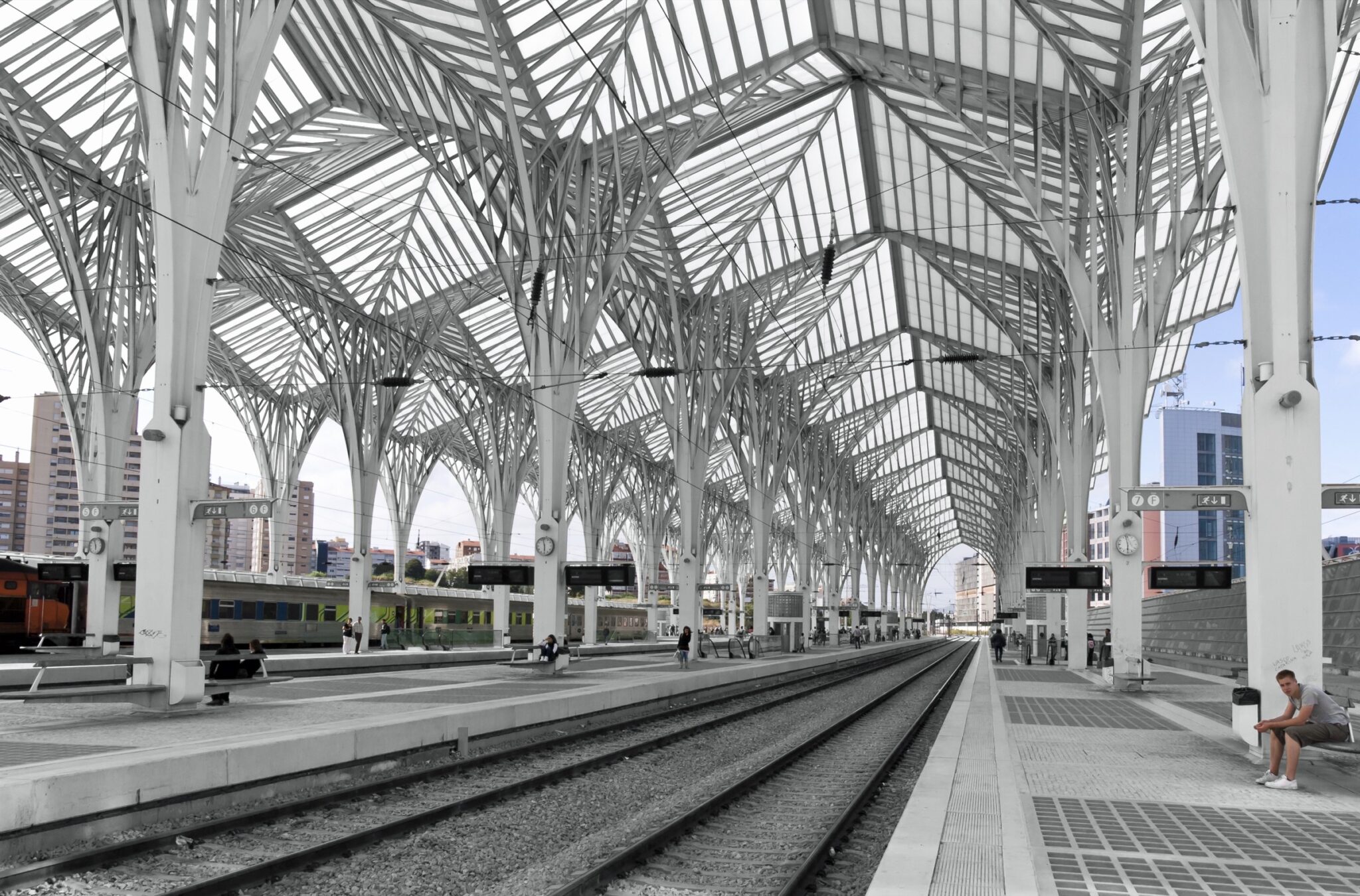 The white steel canopy over the platforms at Gare do Oriente in Parque das Nacoes